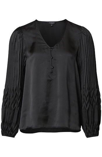 Liverpool V-Neck Top Slide 1