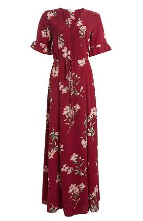 Floral Wrap Maxi Dress in Burgundy Multi L | DAILYLOOK Floral Wrap Maxi Dress in Burgundy Multi L | DAILYLOOK