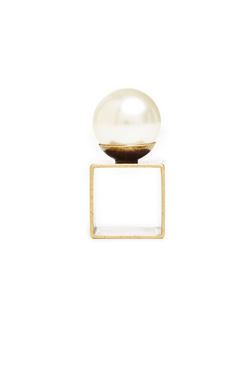 J.O.A. Square Pearl Ring Slide 1