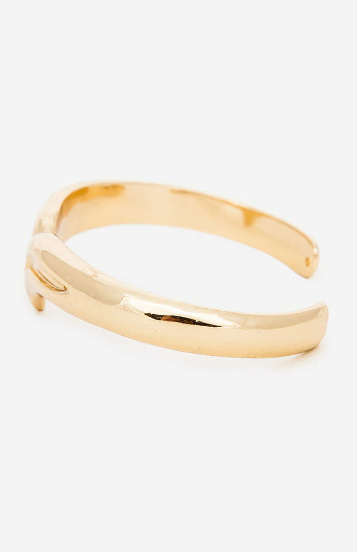 Pointed Cuff Bracelet in Gold | DAILYLOOK