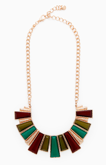 Jungle Fan Necklace Slide 1