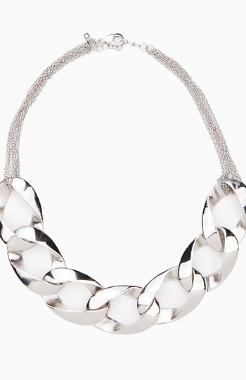 Thick Gold Chain Necklace Slide 1