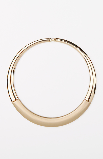 Gold Collar Necklace Slide 1