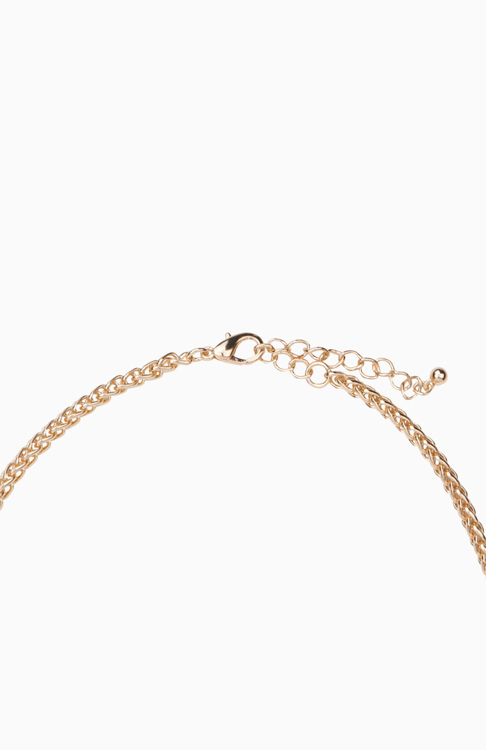 Vintage Ornament Necklace in White DAILYLOOK