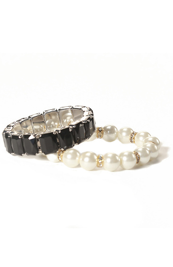 Onyx and Pearl Bracelet Set Slide 1