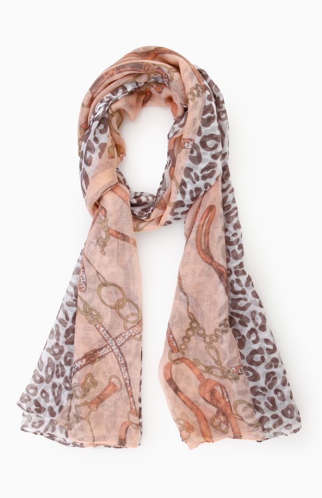 Wild Luxury Scarf in White DAILYLOOK