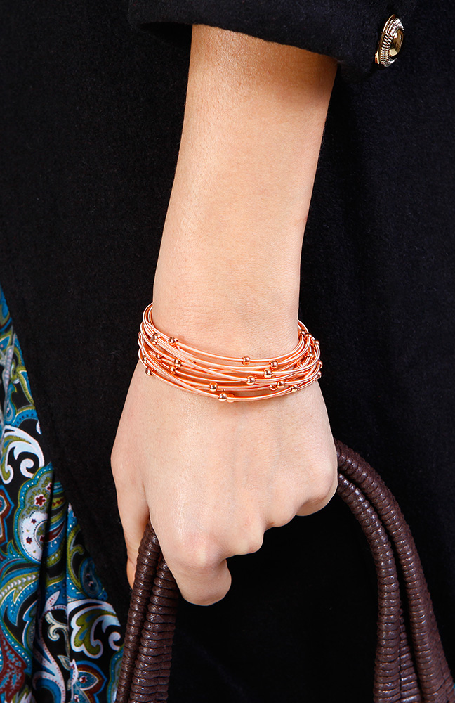 Slinky Spring Bracelet Set in Gold DAILYLOOK