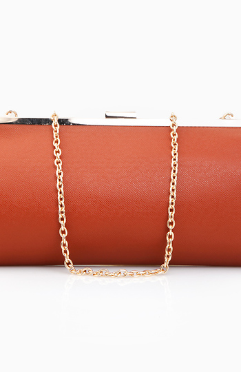 Textured Snap Clutch Slide 1