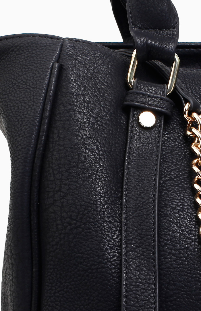 Textured Handbag with Chain Link Detail in Black DAILYLOOK