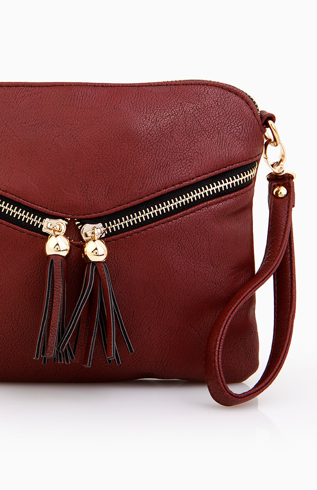 Envelope Zip Cross Body Bag in Burgundy DAILYLOOK