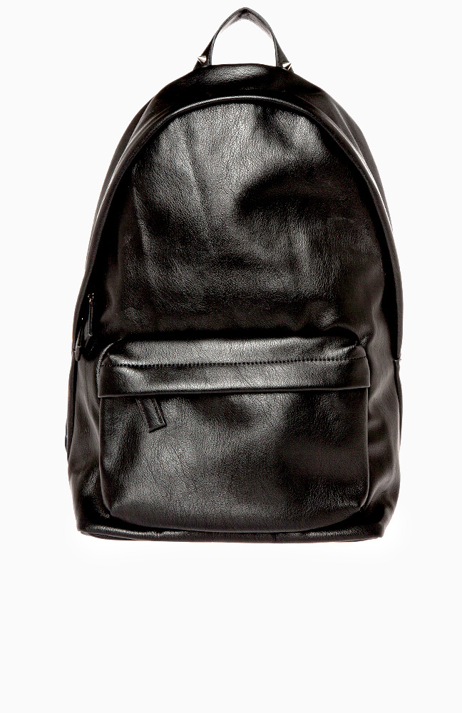 Spiked Strap Backpack in Black | DAILYLOOK