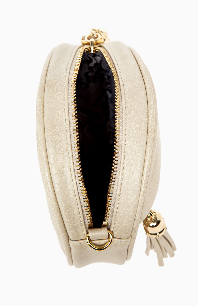 Quilted Round Mini Purse in Ivory DAILYLOOK