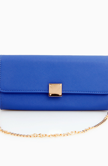 Structured Buckle Clutch Slide 1