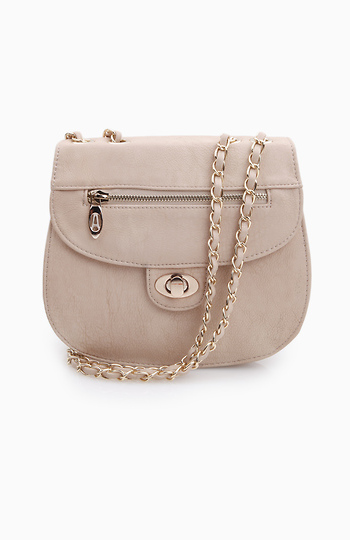 Chain link Handbag Slide 1