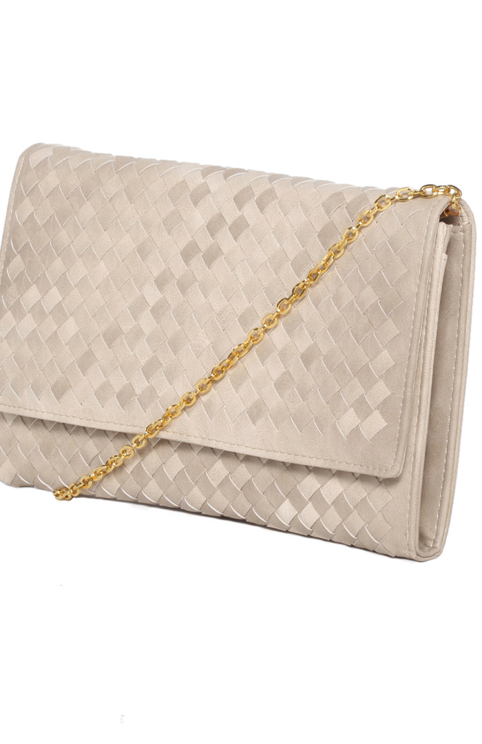 Woven Clutch in Beige DAILYLOOK