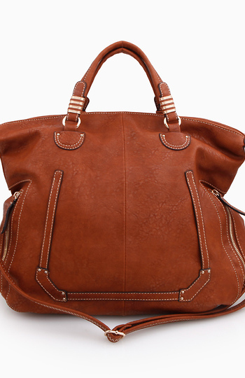 Urban Saddle Purse Slide 1