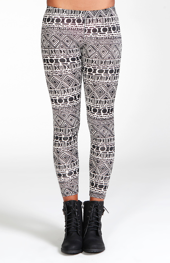 Tribal Print Leggings Slide 1