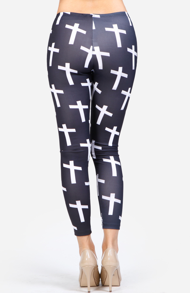 Cross Print Leggings in Black DAILYLOOK