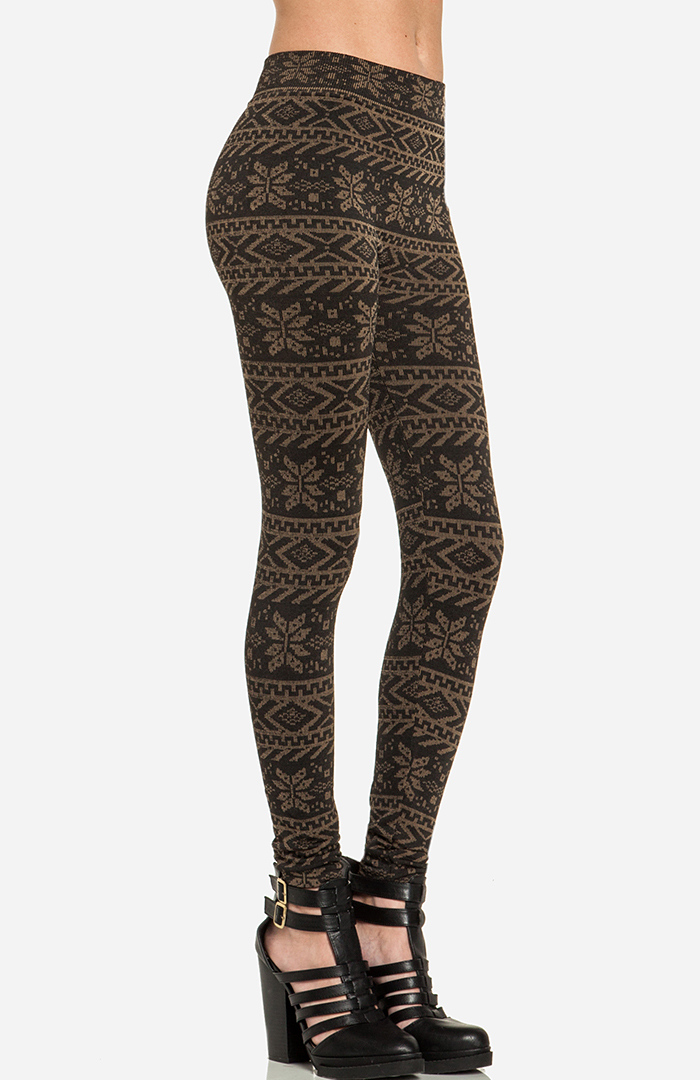 Winter Print Leggings in Black/Beige | DAILYLOOK