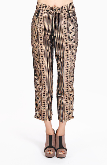 Tribal Print Cropped Slouch Pants in Brown | DAILYLOOK