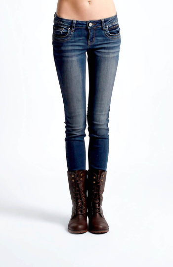 Skinny Jeans Slide 1