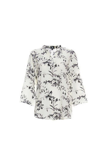 Split Neck 3/4 Sleeve Top Slide 1