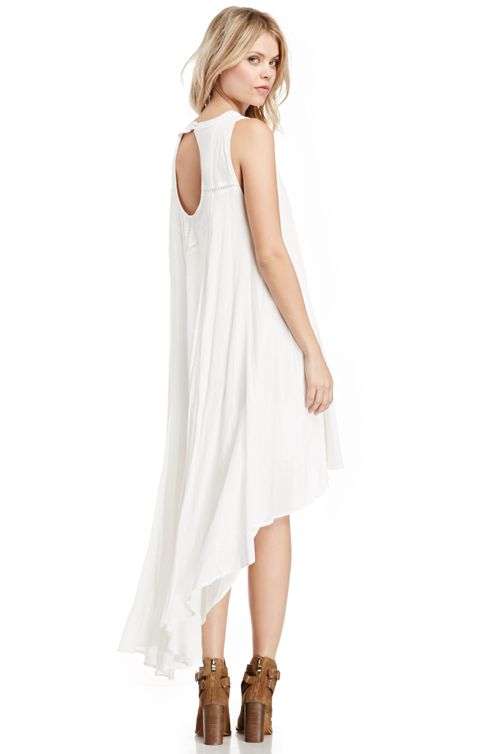 Three Of Something Beyond The Breakers Dress in White DAILYLOOK