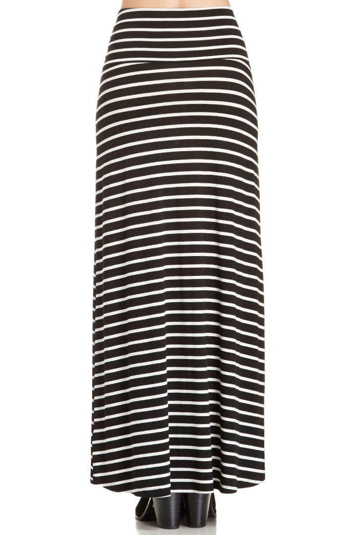 Striped Jersey Maxi Skirt in Black/White | DAILYLOOK