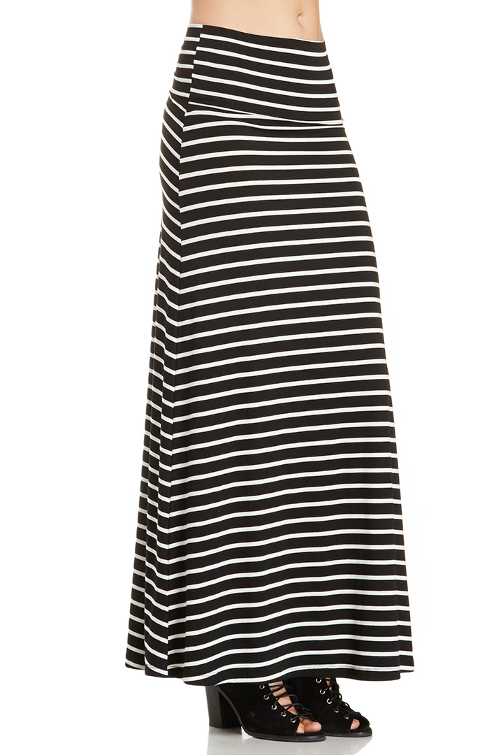 Striped Jersey Maxi Skirt in Black/White | DAILYLOOK