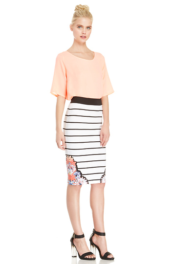 MINKPINK Fade Into Daisies Skirt in Black/White | DAILYLOOK