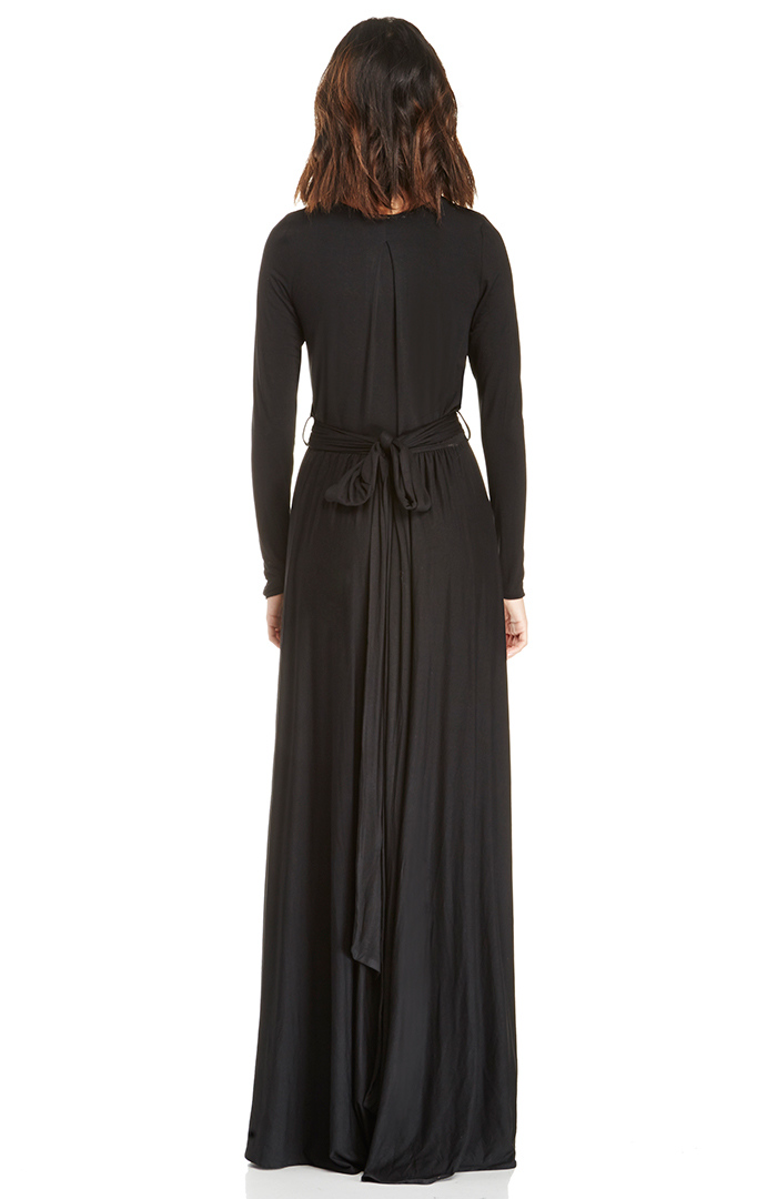 Vivian Jersey Knit Wrap Maxi Dress in Black | DAILYLOOK