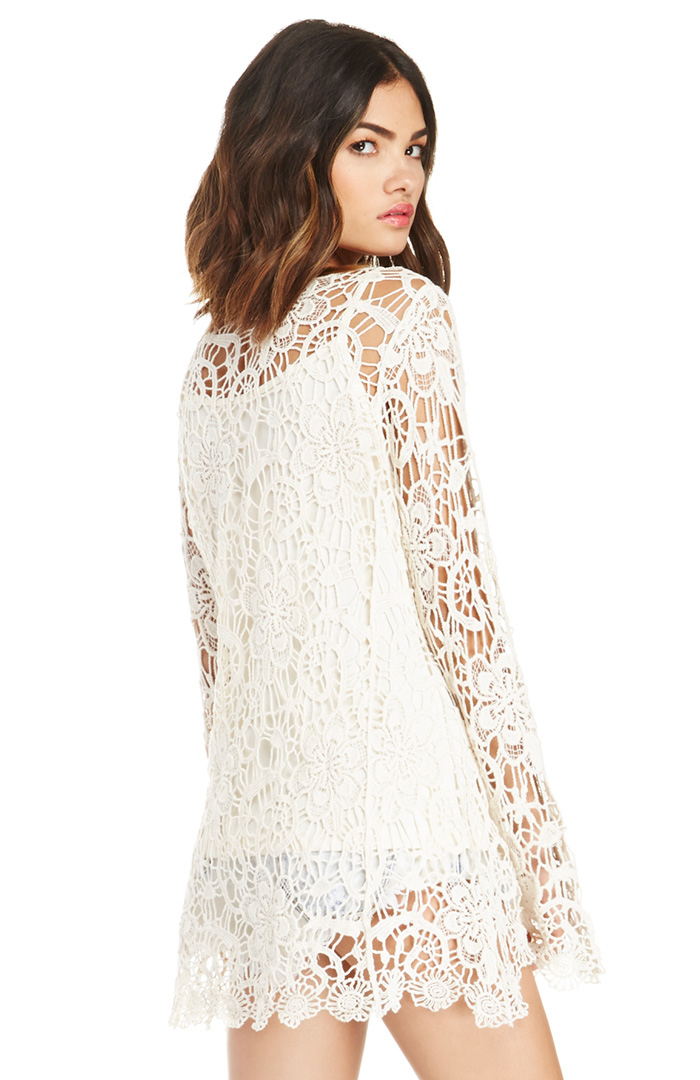 Long Sleeve Crochet Top in Ivory | DAILYLOOK