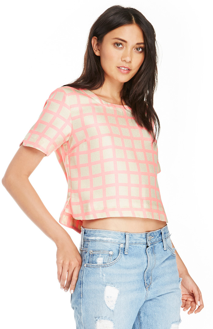 JOA T-Strap Square Print Top in Pink | DAILYLOOK