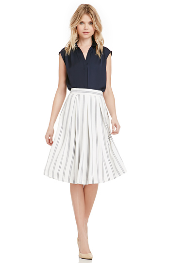 J.O.A Striped Pleated Skirt Slide 1