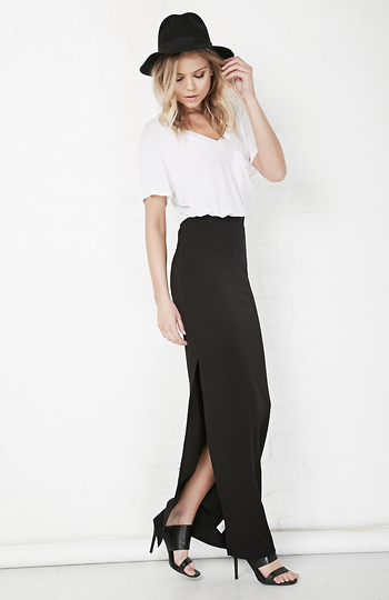 BB Dakota Plus Zellie Maxi Skirt in Black | DAILYLOOK