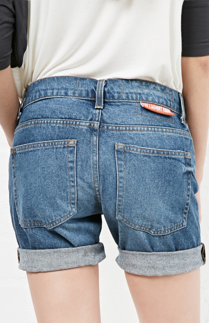The Laundry Room Ex Boyfriend Jean Shorts in Blue DAILYLOOK