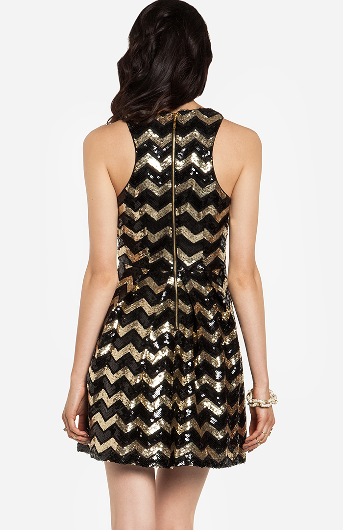 Sequin Zigzag Dress in Black Multi DAILYLOOK