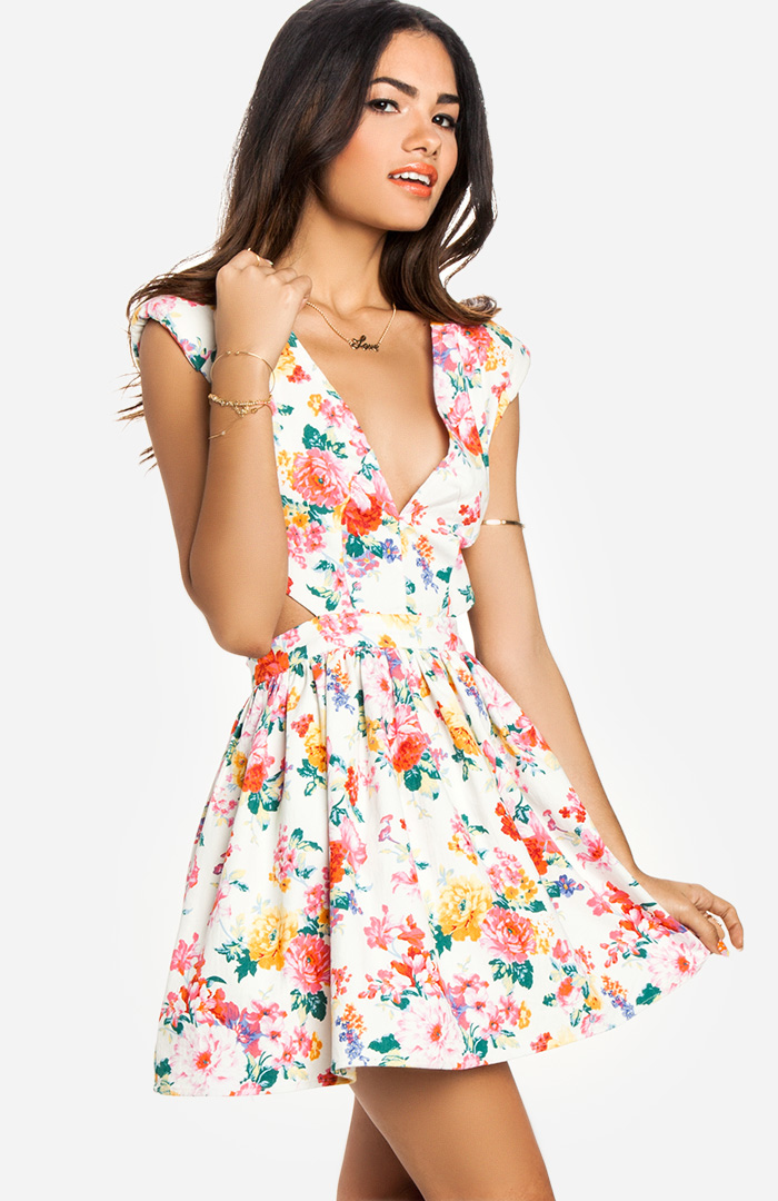 Floral Print Cutout Dress in White | DAILYLOOK