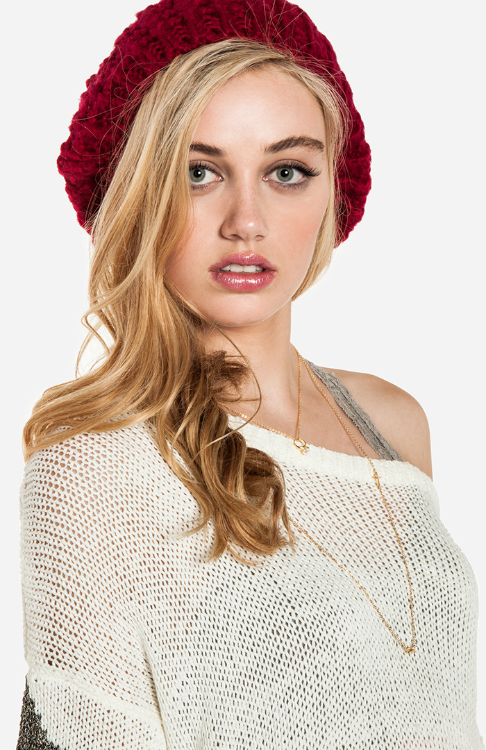 womens oversized chunky knit beanie