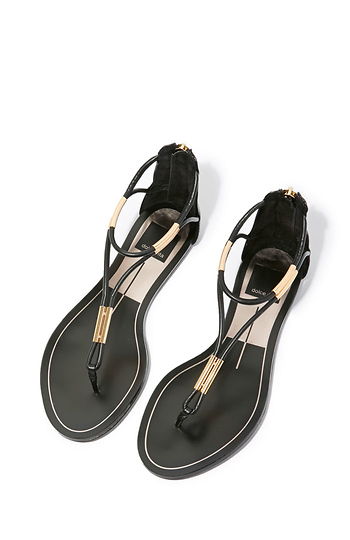 Dolce Vita Marine Flat Sandals in Black | DAILYLOOK