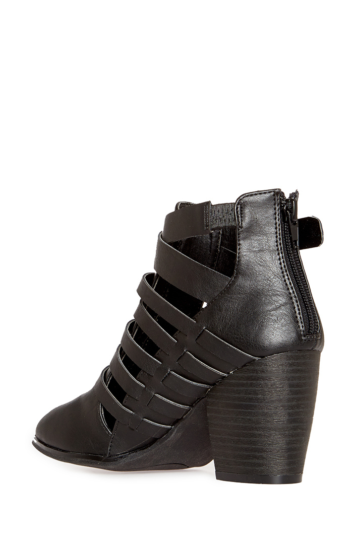 tony bianco pointed toe bootie