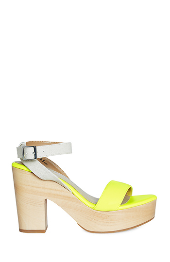 Chinese Laundry Out Of Sight Platform Sandal Slide 1
