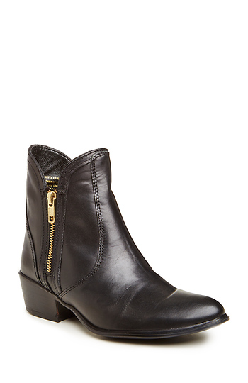 steve madden black booties with zipper