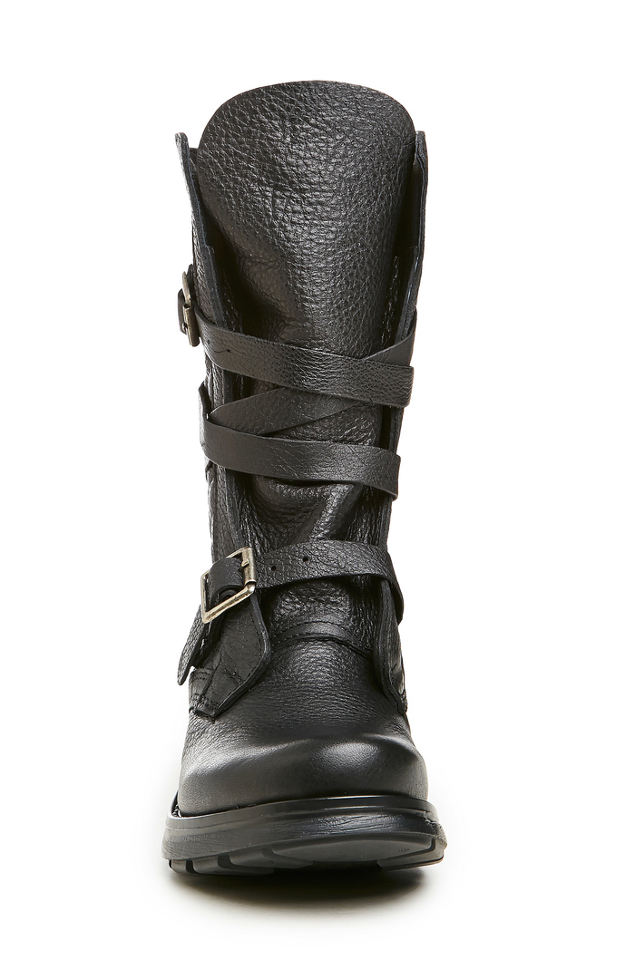 Steve Madden Bounti Quilted Boots in Black | DAILYLOOK