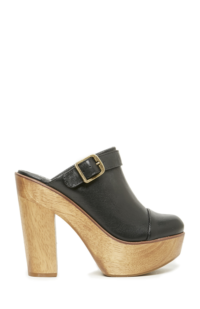 Kelsi Dagger Brooklyn Leather Haiden Slingback Clogs in Black | DAILYLOOK