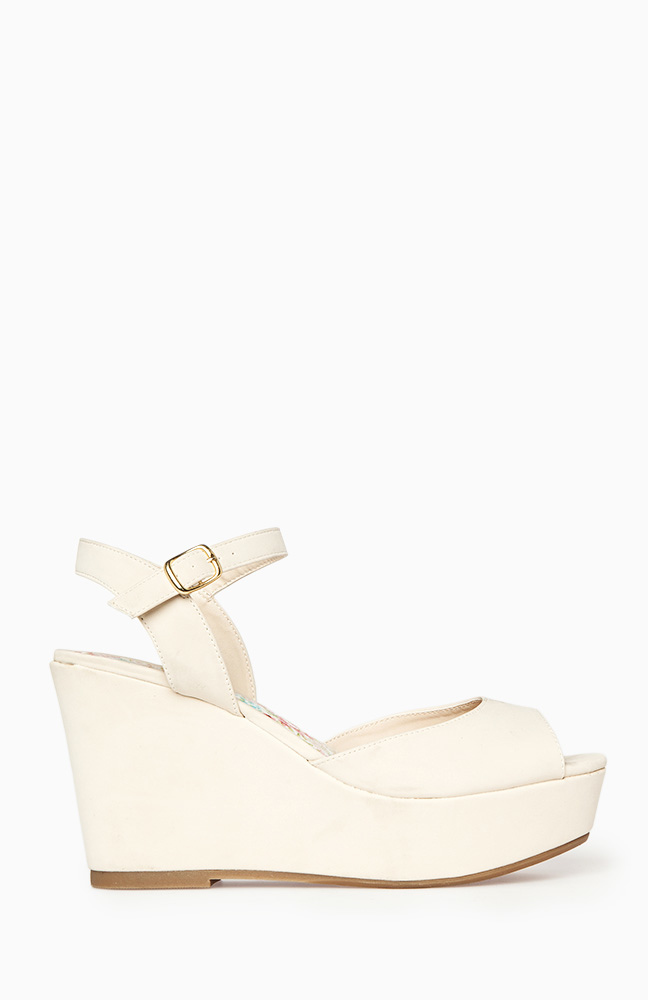 tan wedge sandals size 4