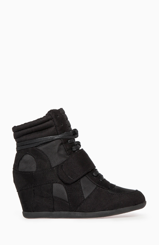 Hidden Wedge Sneakers in Black | DAILYLOOK