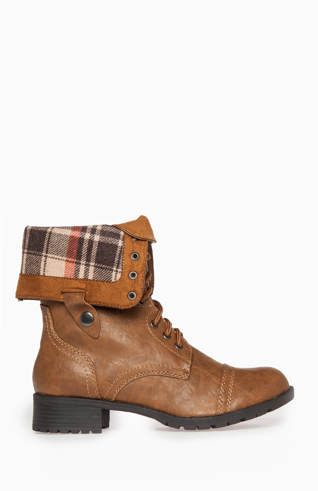 Plaid Fold Over Combat Boots in Tan DAILYLOOK