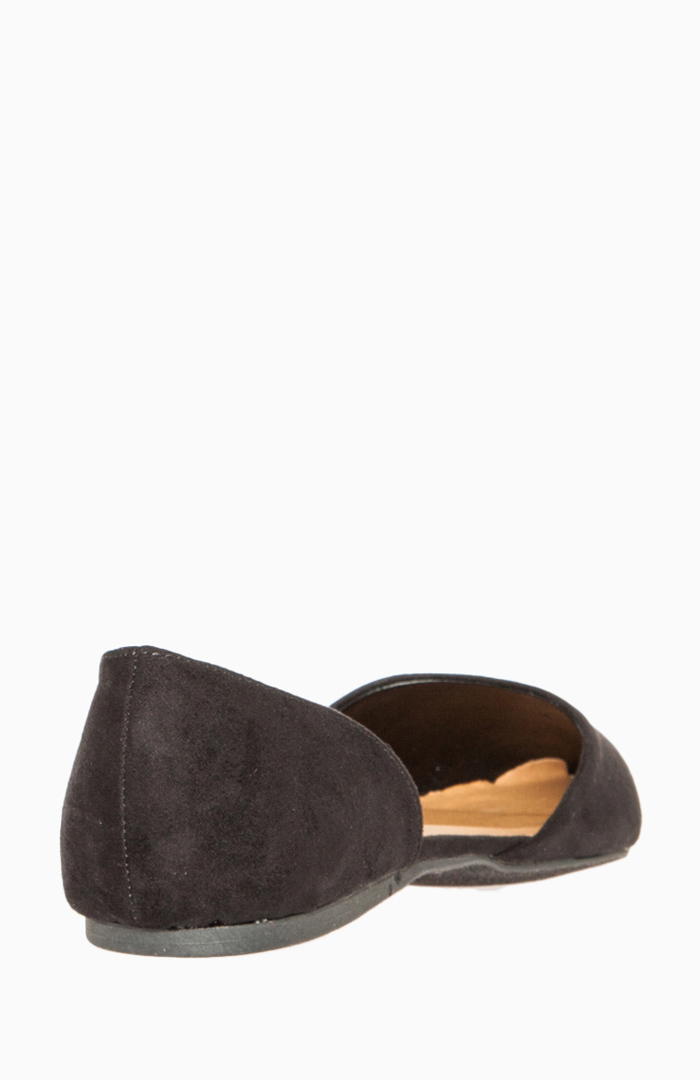 pointed toe flats