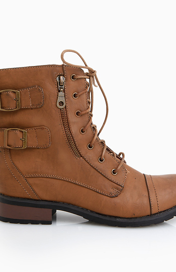 Double Buckle Combat Boots in Tan | DAILYLOOK